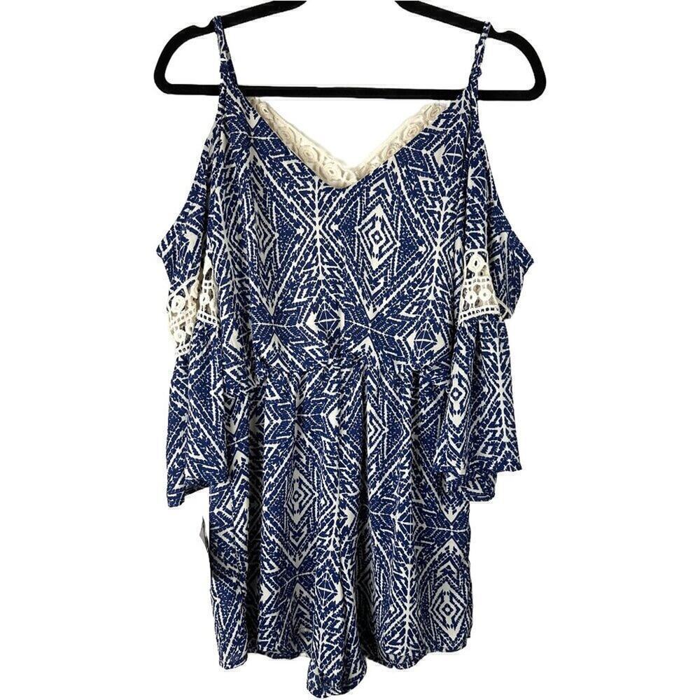 City Triangles Boho Romper Small Off Shoulder Blue Ivory Crochet Festival NWT - Picture 5 of 11